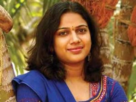 ഗായിക ഗായത്രിയ്ക്ക് അസൂയയെന്ന് ശാസ്തമംഗലം