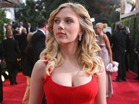 സ്‌ക്കാര്‍ലറ്റിന്റെ നഗ്നചിത്രങ്ങള്‍ ലീക്കായി