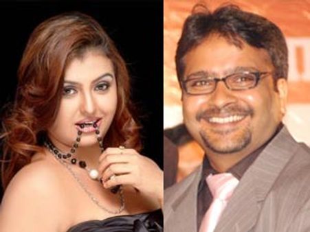 ചരണ്‍ പീഡിപ്പിക്കാന്‍ ശ്രമിച്ചെന്ന് നടി സോന