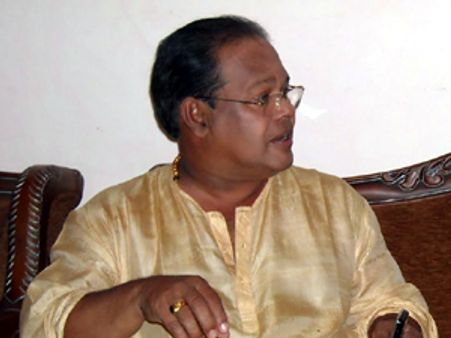 ഇന്നസെന്റ് പാടുന്നു