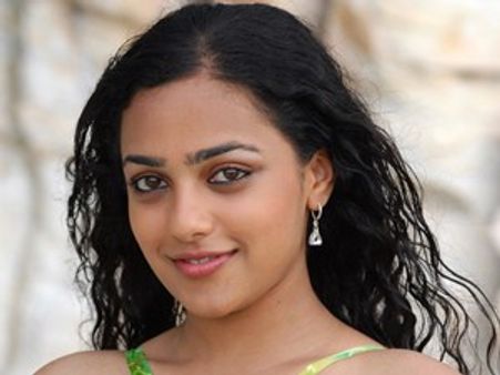 നിത്യാമേനോന് വിലക്ക്