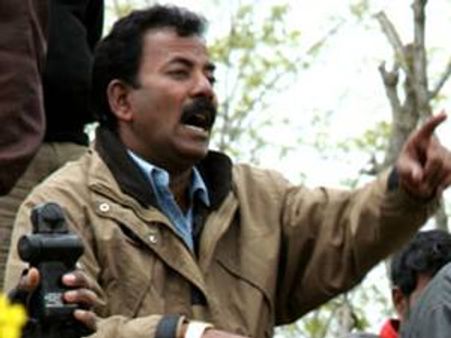 മോഹന്‍ലാലിനെതിരെ ആരോ കളിക്കുന്നു: മേജര്‍ രവി