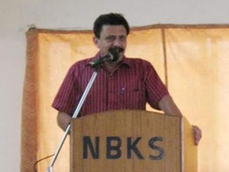 വീരപുത്രനെതിരേ ഹമീദ് ചേന്ദമംഗലൂര്‍