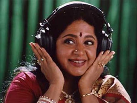 മലയാളത്തിന്റെ പ്രിയനായികയായി വളരുന്നു