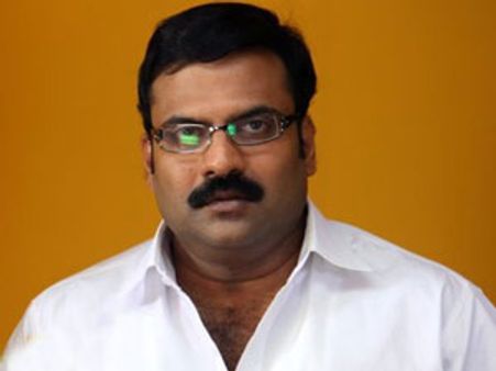 സിനിമയ്ക്കായി ടിനി കോമഡി ഉപേക്ഷിക്കുമോ?