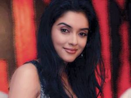 ഐശ്വര്യ അസിന്റെ റോള്‍ മോഡല്‍