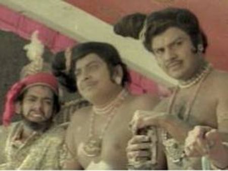 നസീറിനൊപ്പം മുതല്‍ ജയറാമിനൊപ്പം വരെ