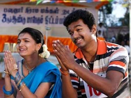 വേലായുധം നമ്മെ രസിപ്പിയ്ക്കും