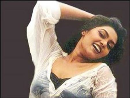 ഡേര്‍ട്ടി പിക്ചര്‍, സില്‍ക്കിന്റെ സഹോദരന്‍ നിയമനടപടിക്ക്