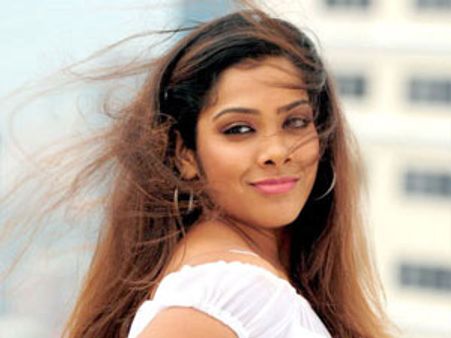 കാതല്‍ സന്ധ്യയുടെ വിവാഹം ഉറപ്പിച്ചോ......?