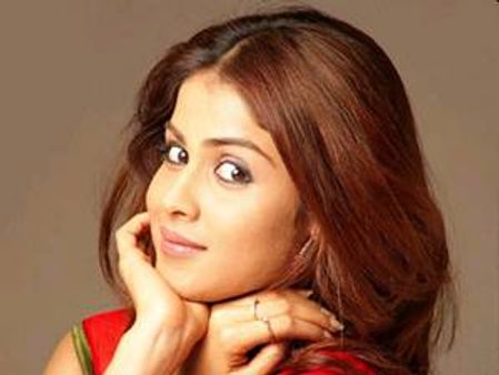 വിലക്കിയതെന്തിനെന്ന് അറിയില്ല: ജനീലിയ