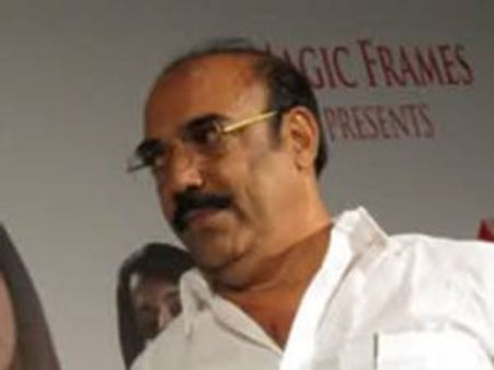 തിയറ്ററുകള്‍ അടച്ചാല്‍ താരങ്ങളുടെ പണിപോകും: ബഷീര്‍