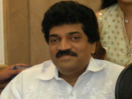 അറബി ഗാനം മോഷ്ടിച്ചിട്ടില്ല: എംജി ശ്രീകുമാര്‍