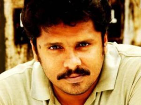 മുല്ലപ്പെരിയാര്‍ പ്രശ്‌നത്തിലേയ്ക്ക് സിനിമാക്കാരും