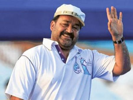 ക്രിക്കറ്റിന്റെ സ്വപ്‌ന ഭൂമിയിലേക്ക് മോഹന്‍ലാല്‍