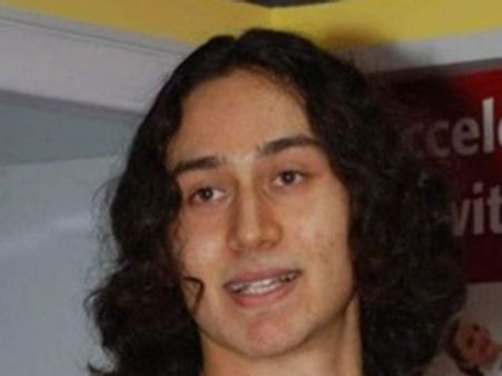 ടൈഗര്‍ ഷ്‌റോഫിനായി അമീര്‍ഖാനും