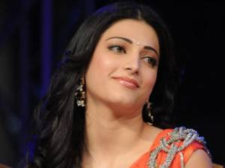 ഞാന്‍ മൂളുന്നതും കൊലവെറി: ശ്രുതി ഹസന്‍