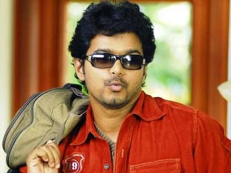 വിജയ്-മുരുഗദോസ് ചിത്രം തുടങ്ങുന്നു