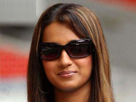 ചെന്നൈയ്ക്ക് തൃഷയെ വേണ്ട അമല മതി