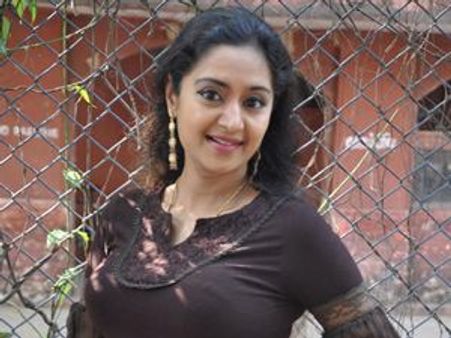 ഡ്യൂപ്പിന്റെ കിടപ്പറരംഗം; സംവിധായകനെതിരെ ചാര്‍മിള