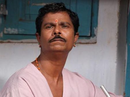 സുരേഷ് ഗോപിയുടെ നിലപാട് വിഡ്ഢിത്തം: ഇന്ദ്രന്‍സ്