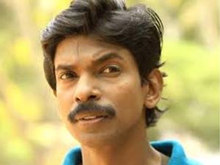 സന്തോഷ് പണ്ഡിറ്റ് മിടുക്കനാണെന്ന് ഇന്ദ്രന്‍സ്