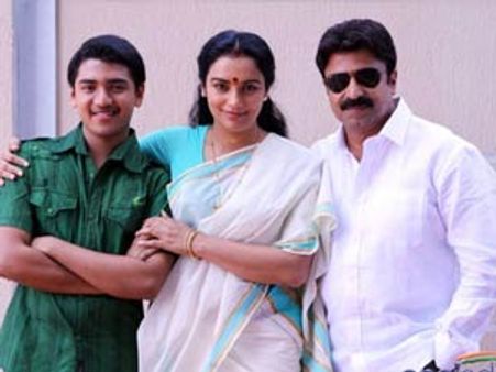 ആക്‌സമികവുമായി ജോര്‍ജ്ജ് കിത്തു വരുന്നു