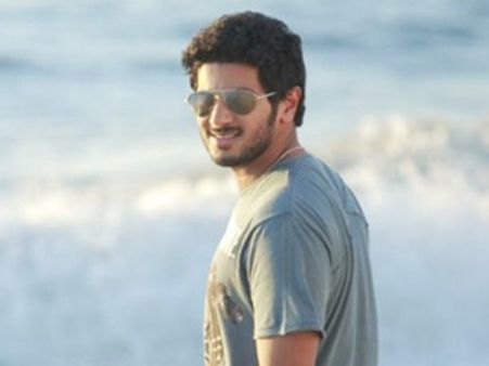 എല്ലാ കണ്ണുകളും ദുല്‍ഖറില്‍