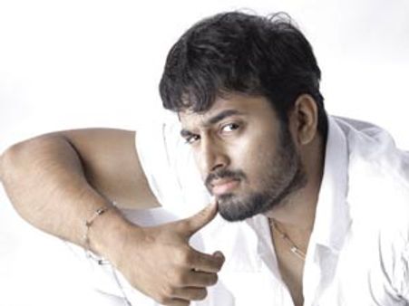 ഉണ്ണി ജയസൂര്യയ്ക്കും ഭീഷണിയാവുന്നു