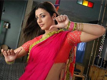 തബുവും ഐറ്റം ഡാന്‍സിലേയ്ക്ക്