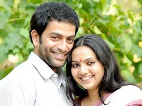 സംവൃത പൃഥ്വിയുടെ പാത പിന്തുടര്‍ന്നതെന്തിന്?