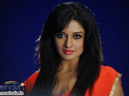 വിമലാരാമന്‍ തിരിച്ചുവരുന്നു