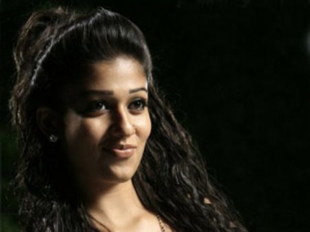 നയന്‍സിന്റെ വില മൂന്ന് കോടി രൂപ!!
