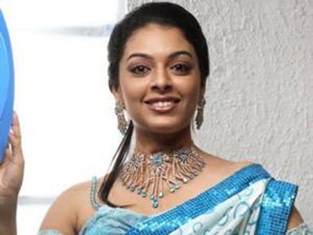 രാധികയുടെ രഹസ്യ പ്രണയം