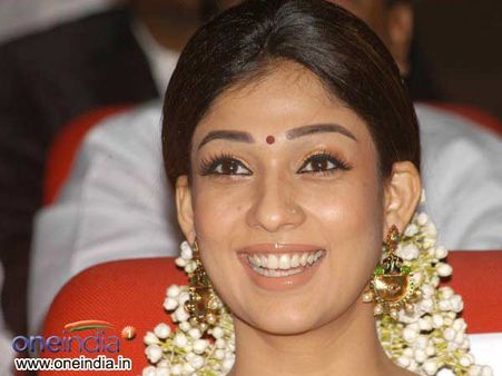 നയന്‍താരയ്ക്ക് അഞ്ച് ഭര്‍ത്താക്കന്മാര്‍