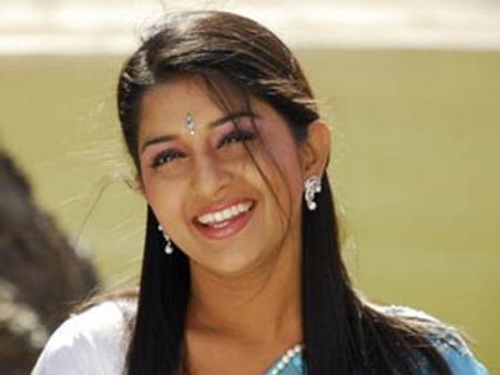 ലിസമ്മയുടെ ജീവിതം ഇനി മീരയിലൂടെ