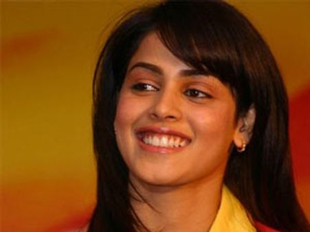 ജെനിലീയ വഞ്ചിച്ചുവെന്ന് പരാതി