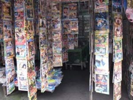വ്യാജന്‍മാരുടെ യാത്ര രണ്ടുവഴിയ്ക്ക്