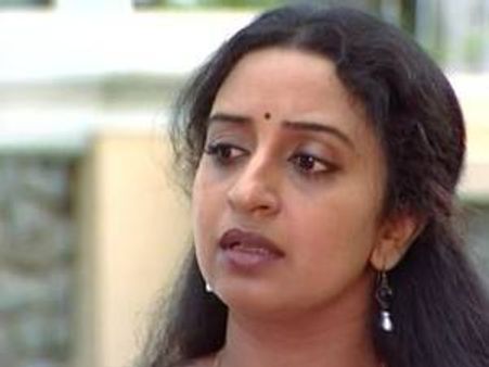 കാശു കിട്ടിയാല്‍ സോനയും കാലുമാറും