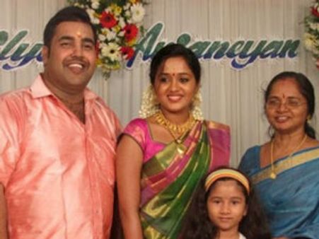 വിവാദം ക്ഷണിക്കാത്ത അതിഥിയുടെ സമ്മാനം: അനന്യ