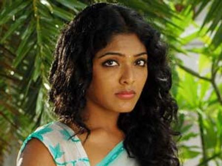 മലയാളത്തില്‍ അവഗണിക്കപ്പെടുന്ന നായികമാര്‍