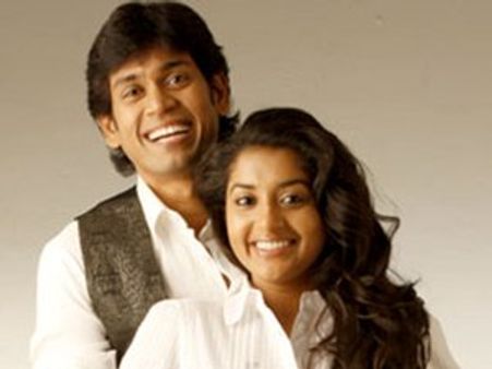 വിവാഹം വേണ്ട; മീരയുടെ വാസം കാമുകനൊപ്പം