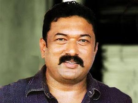 ബാബുരാജ് പാടുന്നു