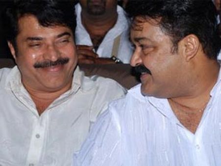 മമ്മൂട്ടി ലാലിനെ കോപ്പിയടിക്കുന്നു