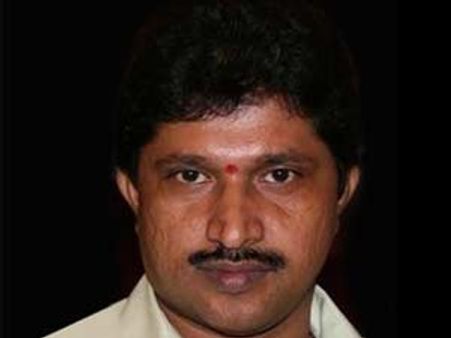 സ്‌നേഹത്തിന്റെ 916 പരിശുദ്ധിയുമായി മോഹനന്‍