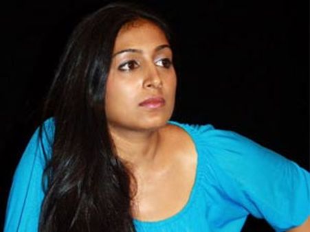 പത്മപ്രിയക്കെതിരെ സംവിധായകന്‍ എംഎ നിഷാദ്