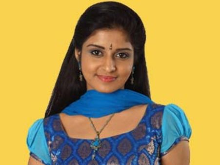 മീര ജാസ്മിനെ പോലൊരു പെണ്‍കുട്ടി