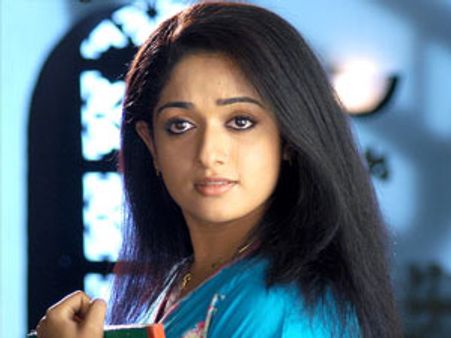 പ്രാധാന്യം പഠനത്തിനുതന്നെ- കാവ്യ മാധവന്‍