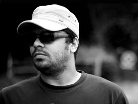 മണിയന്‍പിള്ളയെ നായകനാക്കി ഇടുക്കി ഗോള്‍ഡ്