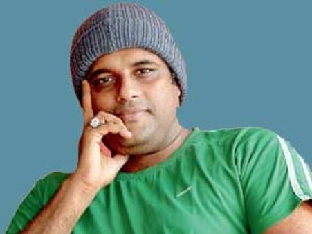 മുരളി ഗോപി അച്ഛന്റെ മകന്‍ തന്നെ